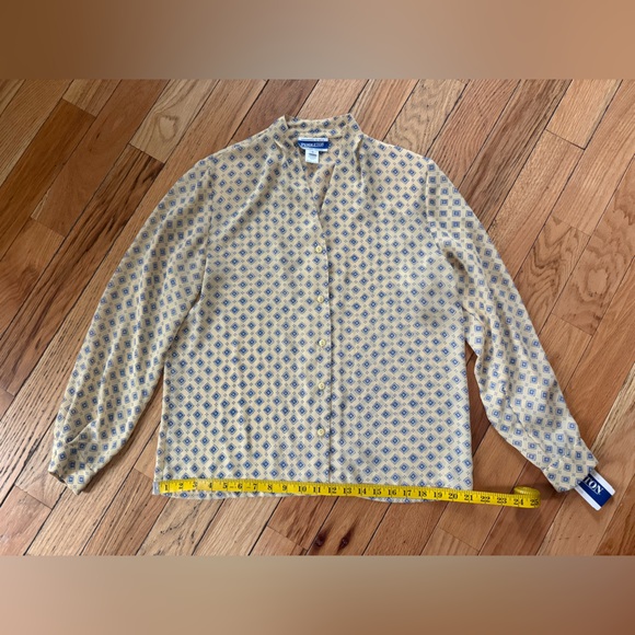 PENDLETON Provence Women’s Sz 10 Yellow Geometric V-neck Long Sleeves Blouse NWT - Picture 12 of 13